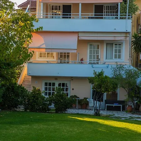 Elati Beach Appart hôtel *